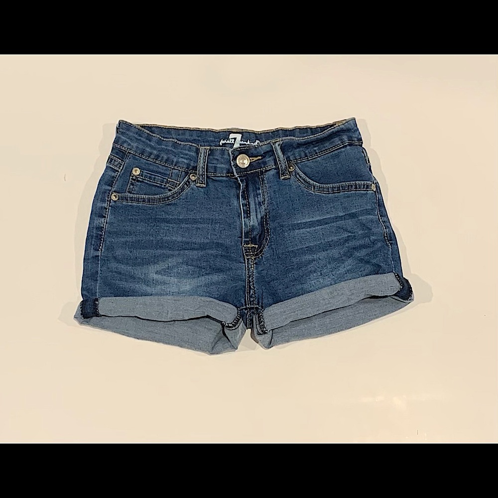 Kids size 12 Seven7 denim shorts